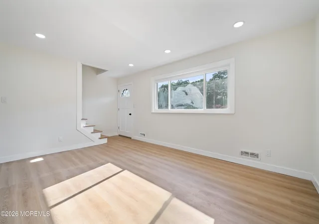 3rd image of 33 Glen Rd, Howell, NJ 07731 | MLS# 22624466
