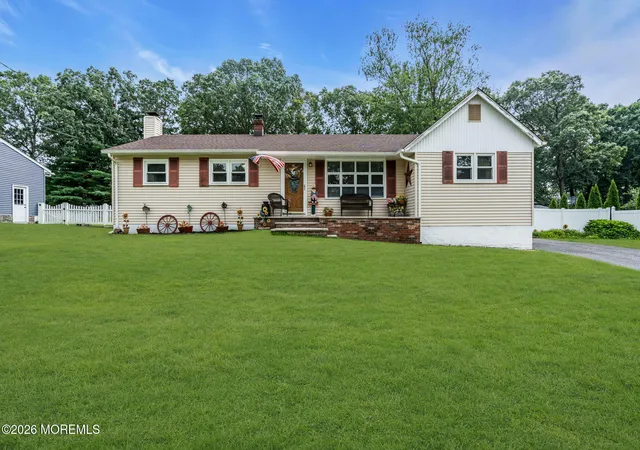 4th image of 44 Lake Dr, Howell, NJ 07731 | MLS# 22624907