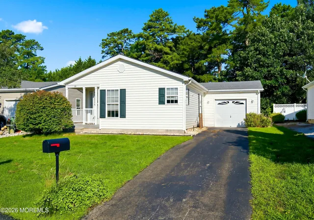2nd image of 99 Oak Ridge Ln, Manahawkin, NJ 08050 | MLS# 22624519