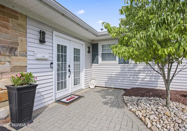 3rd image of 93 Idolstone Ln, Matawan, NJ 07747 | MLS# 22625882