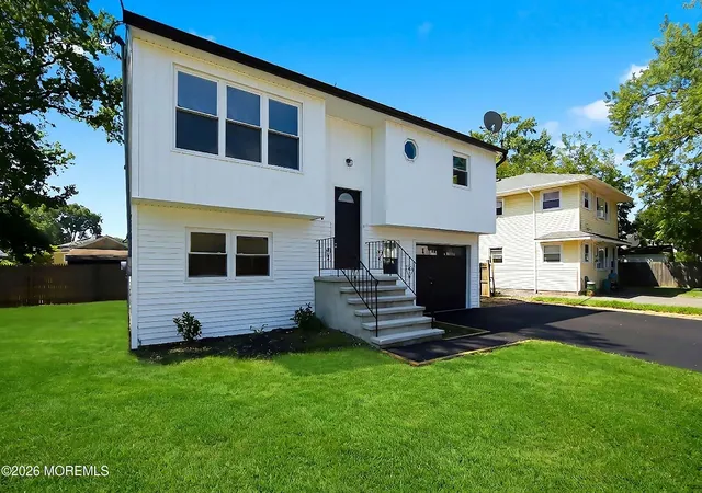 2nd image of 5 Beacon Ter, Keansburg, NJ 07734 | MLS# 22624548