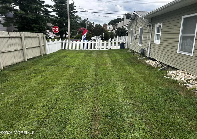 28th image of 758 Monmouth Pkwy, North Middletown, NJ 07748 | MLS# 22624540