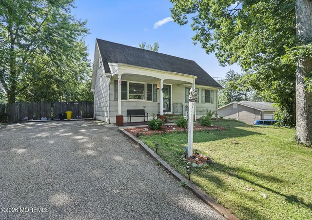 2nd image of 7 Princeton Dr, Jackson, NJ 08527 | MLS# 22624557