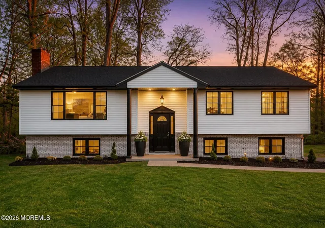 1st image of 4 Blue Hills Dr, Holmdel, NJ 07733 | MLS# 22624545