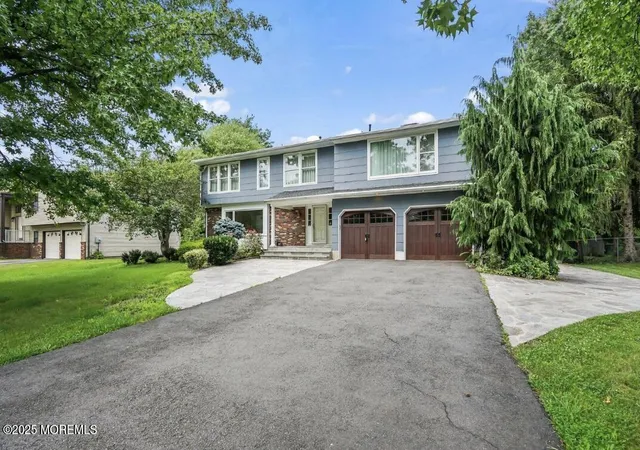 3rd image of 14 Kathy St, Kendall Park, NJ 08824 | MLS# 22624712