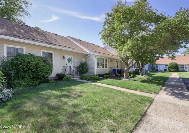 25th image of 136 Rigi Strasse #C, Freehold, NJ 07728 | MLS# 22624608