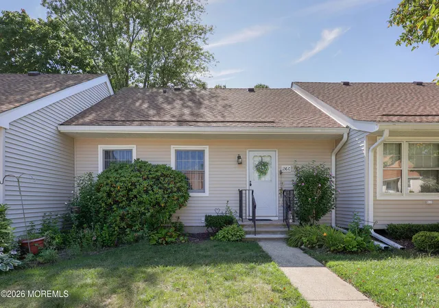 4th image of 136 Rigi Strasse #C, Freehold, NJ 07728 | MLS# 22624608