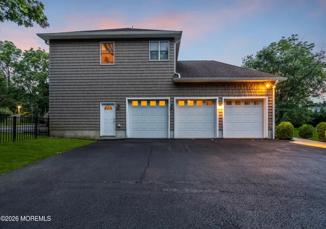 2nd image of 1607 Twin Lakes Dr, Manasquan, NJ 08736 | MLS# 22624588