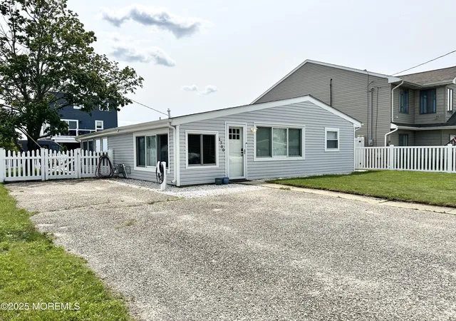 3rd image of 1700 Binnacle Rd, Forked River, NJ 08731 | MLS# 22624589