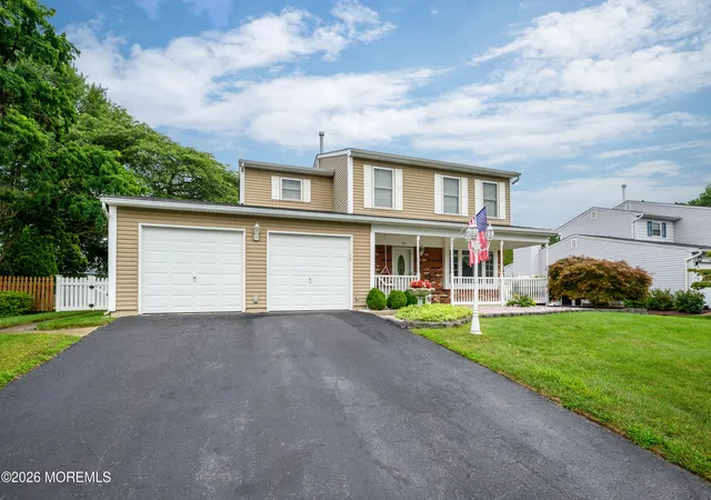 2nd image of 10 Petal Patch Trl, Howell, NJ 07731 | MLS# 22624571