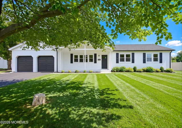 1st image of 17 Mohawk Dr, Matawan, NJ 07747 | MLS# 22624587