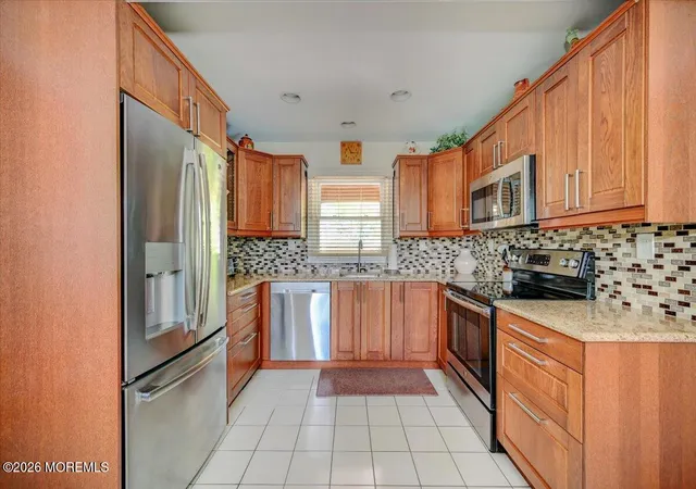 2nd image of 28 Morningside Dr, Old Bridge, NJ 08857 | MLS# 22624996