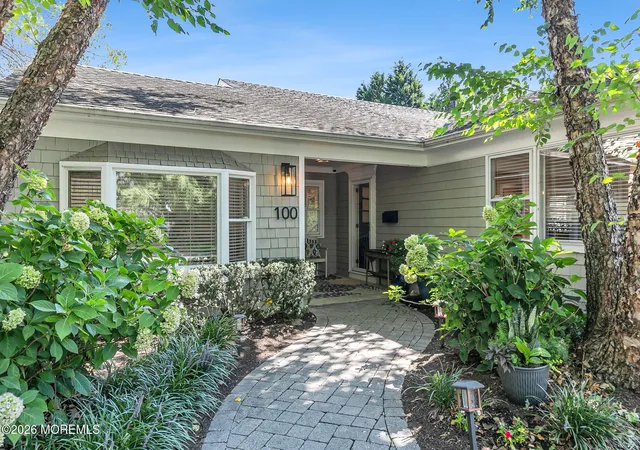 3rd image of 100 Little Silver Pkwy, Little Silver, NJ 07739 | MLS# 22625848