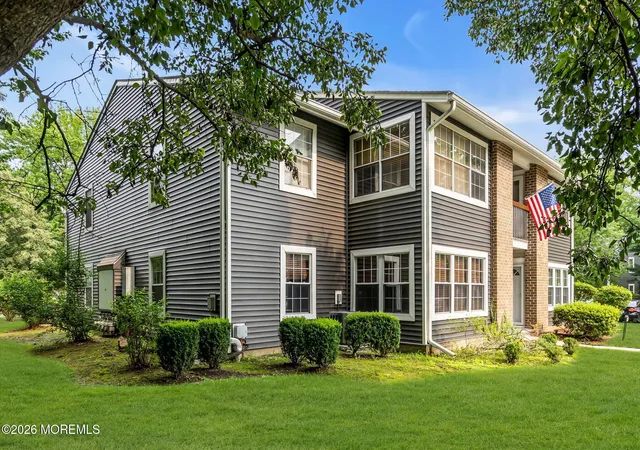 2nd image of 39 Pennsylvania Wy, North Brunswick, NJ 08902 | MLS# 22624886