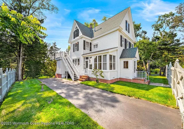 Photo 3 of Sale Pending at 388 S Green St, Tuckerton, NJ 08087 | MLS# 22624657 | Listing updated on 2026-09-16