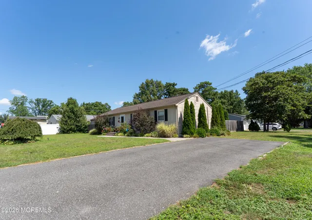 18th image of 400 Hannibal St, Toms River, NJ 08757 | MLS# 22624664