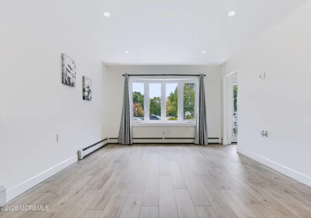 Photo 3 of Single family home for sale at 95 Larkspur Ct, Toms River, NJ 08755 | MLS# 22624738 | Listing updated on 2026-09-16