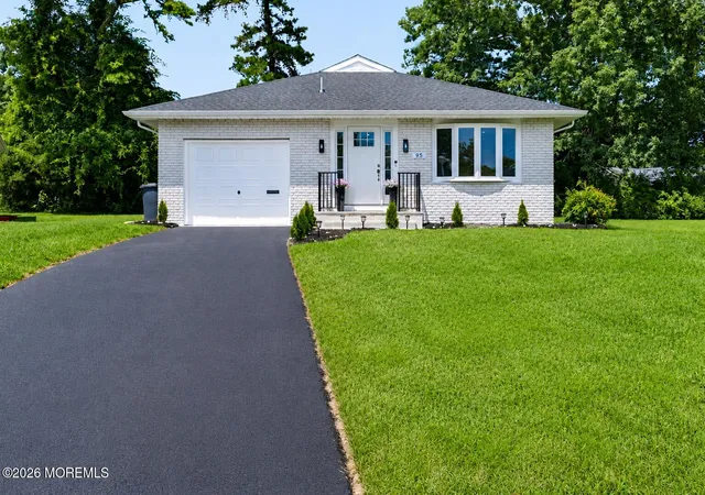 41st image of 95 Larkspur Ct, Toms River, NJ 08755 | MLS# 22624738