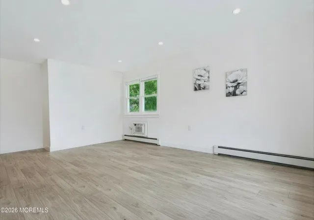 Photo 3 of Single family home for sale at 95 Larkspur Ct, Toms River, NJ 08755 | MLS# 22624738 | Listing updated on 2026-09-21