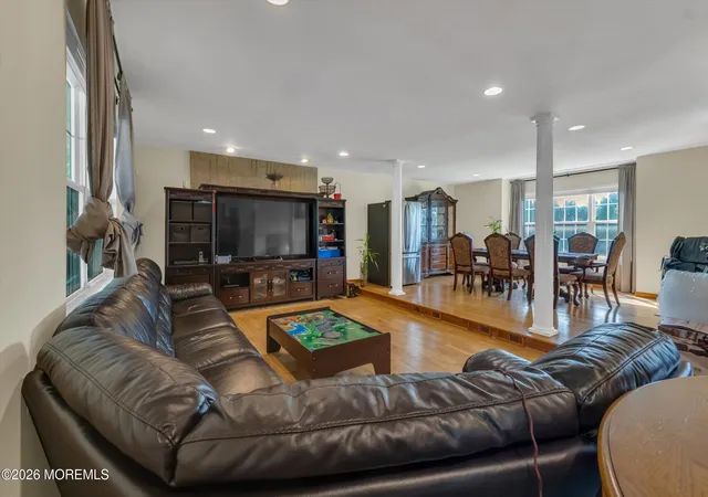 4th image of 6 Rizzo Ct, Howell, NJ 07731 | MLS# 22624678