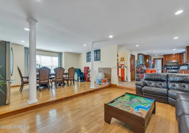 5th image of 6 Rizzo Ct, Howell, NJ 07731 | MLS# 22624678