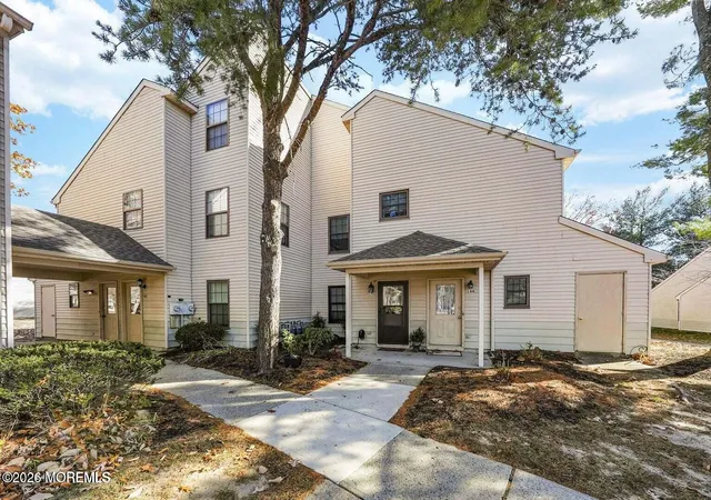 2nd image of 141 Aster Ct, Jackson, NJ 08527 | MLS# 22624704