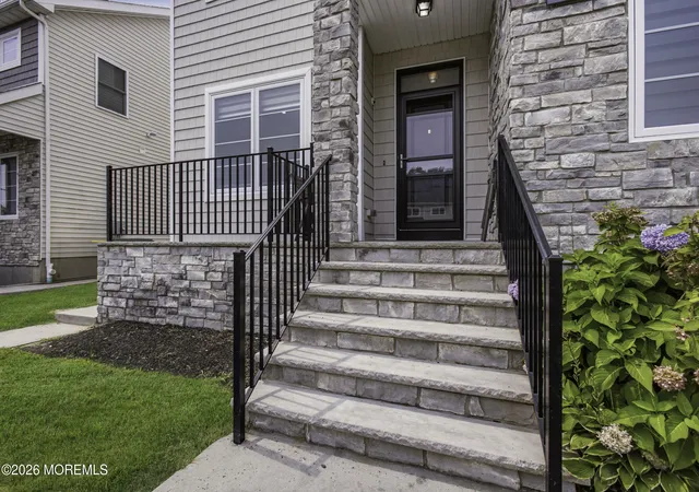 Photo 2 of Single family home for sale at 14 Majestic Way, Lakewood, NJ 08701 | MLS# 22625581 | Listing updated on 2026-08-16
