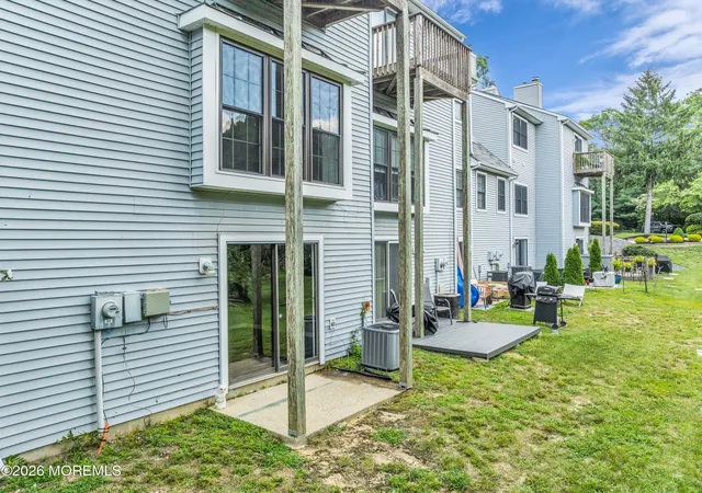 3rd image of 206 Bent Trl, Toms River, NJ 08753 | MLS# 22624848