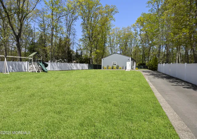 8th image of 28 Ashford Rd, Jackson, NJ 08527 | MLS# 22624695