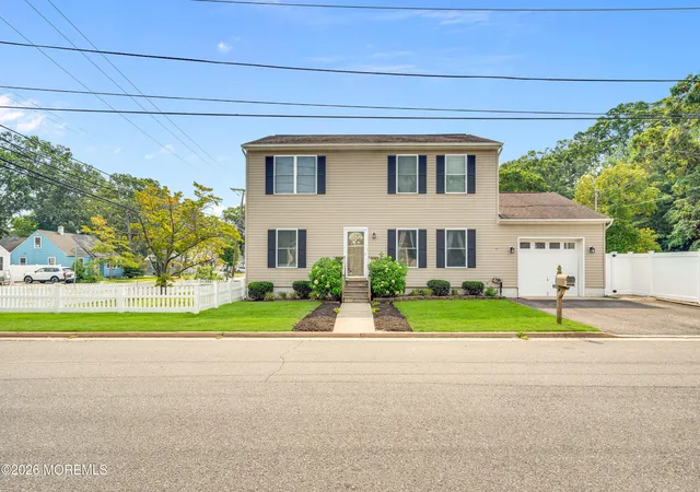 3rd image of 500 Hardenberg Ave, Point Pleasant Boro, NJ 08742 | MLS# 22624949
