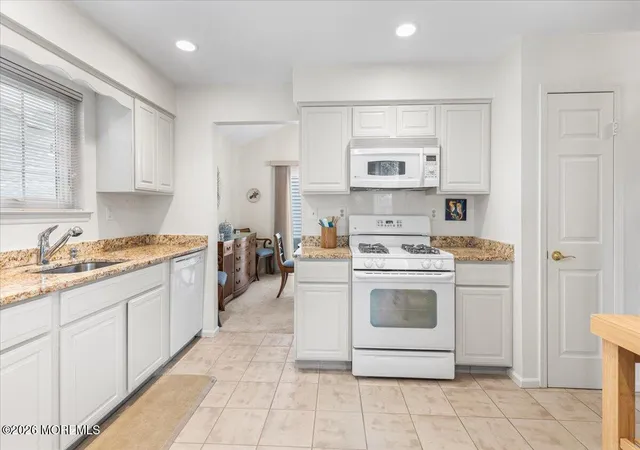 4th image of 86 Almond Rd, Freehold, NJ 07728 | MLS# 22624786