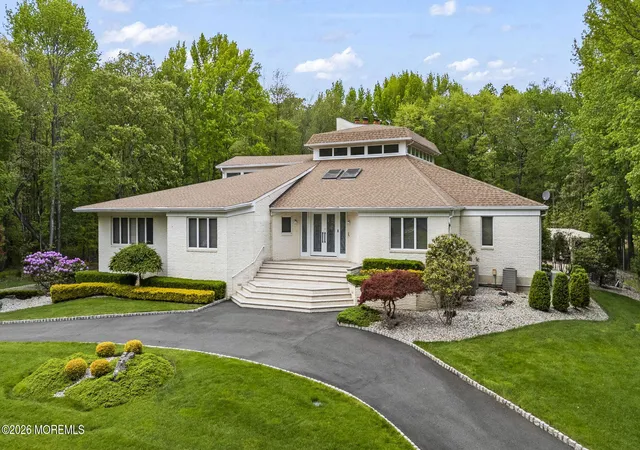 36th image of 44 Nikki Ct, Morganville, NJ 07751 | MLS# 22624742