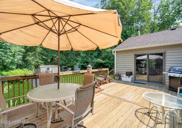 4th image of 512 Gladstone St, Toms River, NJ 08757 | MLS# 22625125