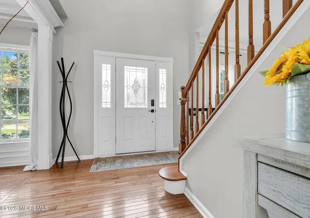 4th image of 6 Snead Ct, Farmingdale, NJ 07727 | MLS# 22625033
