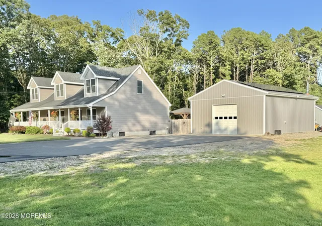Photo 3 of Single family home for sale at 340 Railroad Ave, West Creek, NJ 08092 | MLS# 22624782 | Listing updated on 2026-10-14