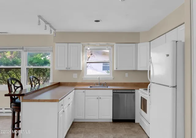 Photo 3 of Single family home for sale at 19 Patmore Rd, Brick, NJ 08724 | MLS# 22624979 | Listing updated on 2026-09-15