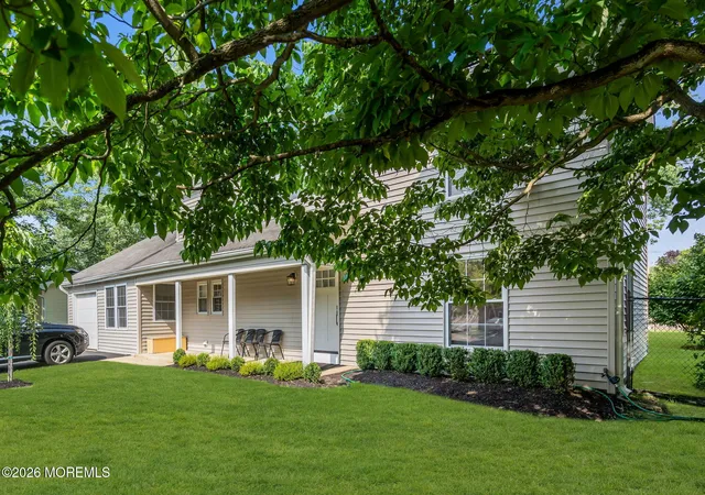 2nd image of 1 Deer Ln, Jackson, NJ 08527 | MLS# 22624872