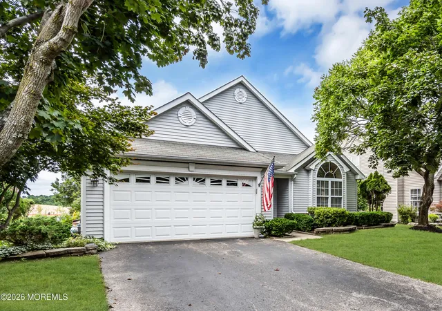 3rd image of 155 Skyline Dr, Lakewood, NJ 08701 | MLS# 22624905