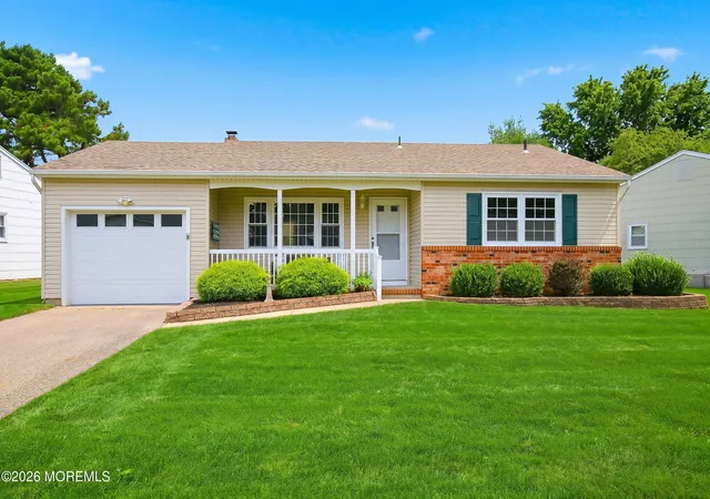 1st image of 162 Castleton Dr, Toms River, NJ 08757 | MLS# 22625324