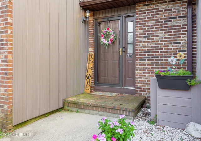 3rd image of 610 Bounty Ct, Toms River, NJ 08753 | MLS# 22624900
