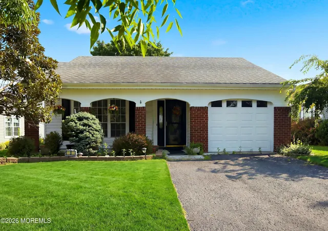 1st image of 8 Weybridge Pl, Manchester, NJ 08759 | MLS# 22624912