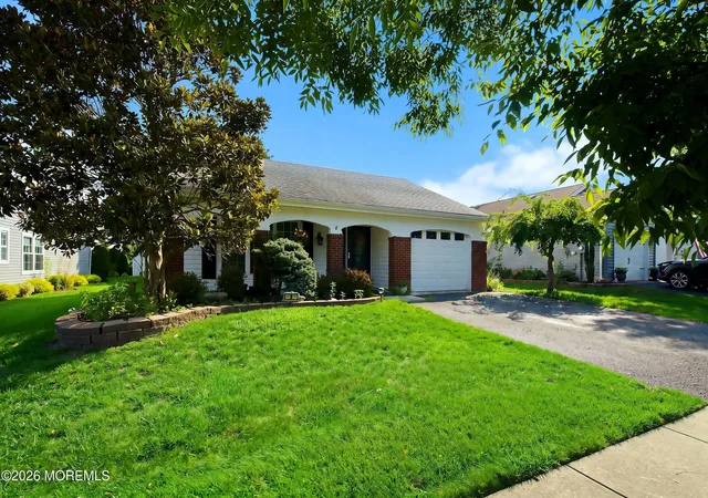 2nd image of 8 Weybridge Pl, Manchester, NJ 08759 | MLS# 22624912