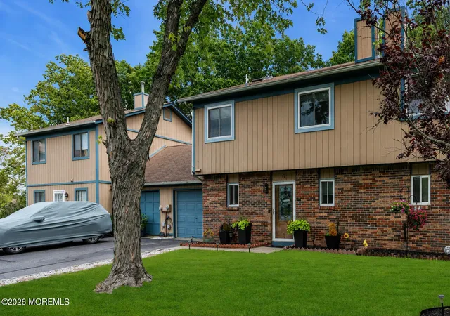 2nd image of 6 Swallow Ln #1000, Howell, NJ 07731 | MLS# 22625017