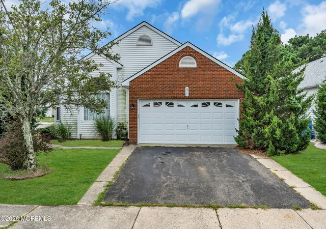 2nd image of 91 Portsmouth Dr, Toms River, NJ 08757 | MLS# 22625302