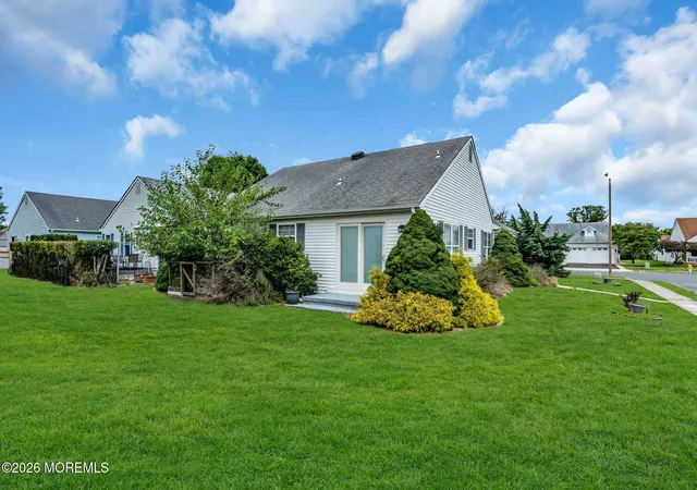 36th image of 91 Portsmouth Dr, Toms River, NJ 08757 | MLS# 22625302