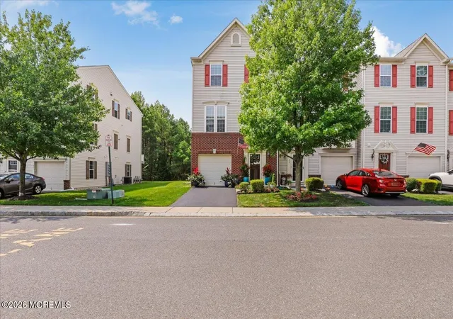 2nd image of 33 Michael Dr, Tinton Falls, NJ 07712 | MLS# 22624946