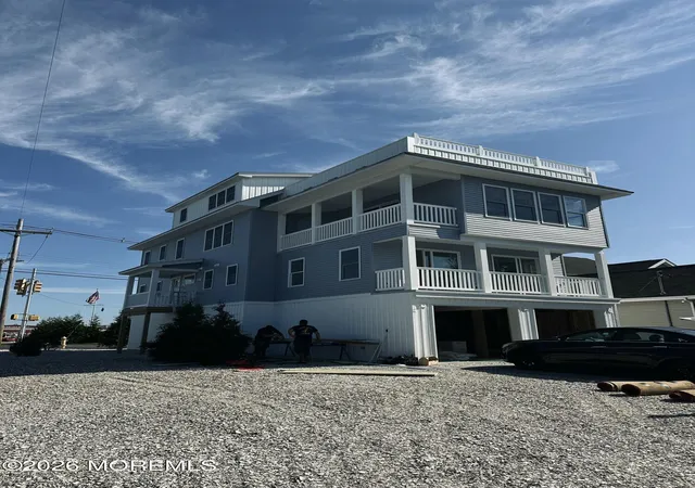 1st image of 724 Bay Ave, Brick, NJ 08724 | MLS# 22624951