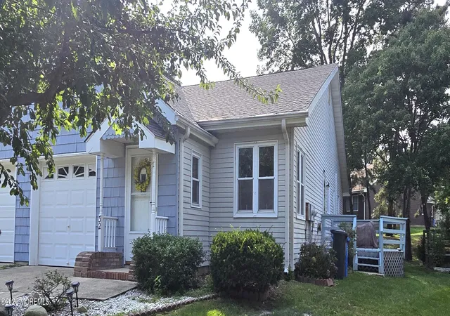 3rd image of 32 Sycamore Rd #43, Manahawkin, NJ 08050 | MLS# 22625232