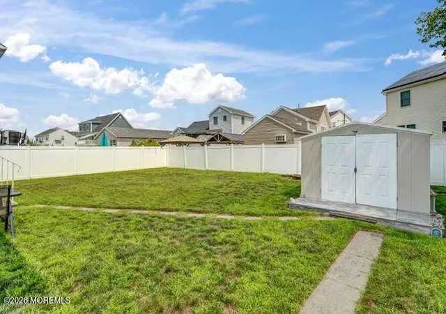 5th image of 625 Beachwood Ave, Toms River, NJ 08753 | MLS# 22625611