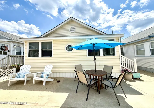 2nd image of 8 Brunswick Pl, Point Pleasant Beach, NJ 08742 | MLS# 22625043